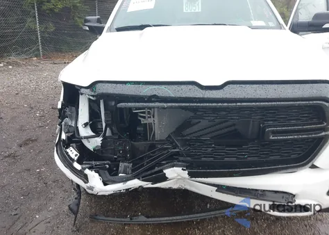 2022 Ram 1500 Big Horn 4X4 5'7 Box из США, поврежденный, VIN 1C6SRFFM1NN314155